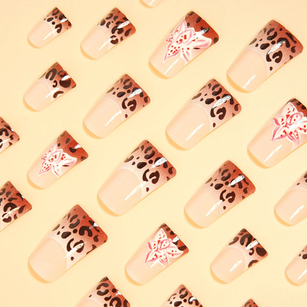 Y2K 4Ever Leopard Print Nails