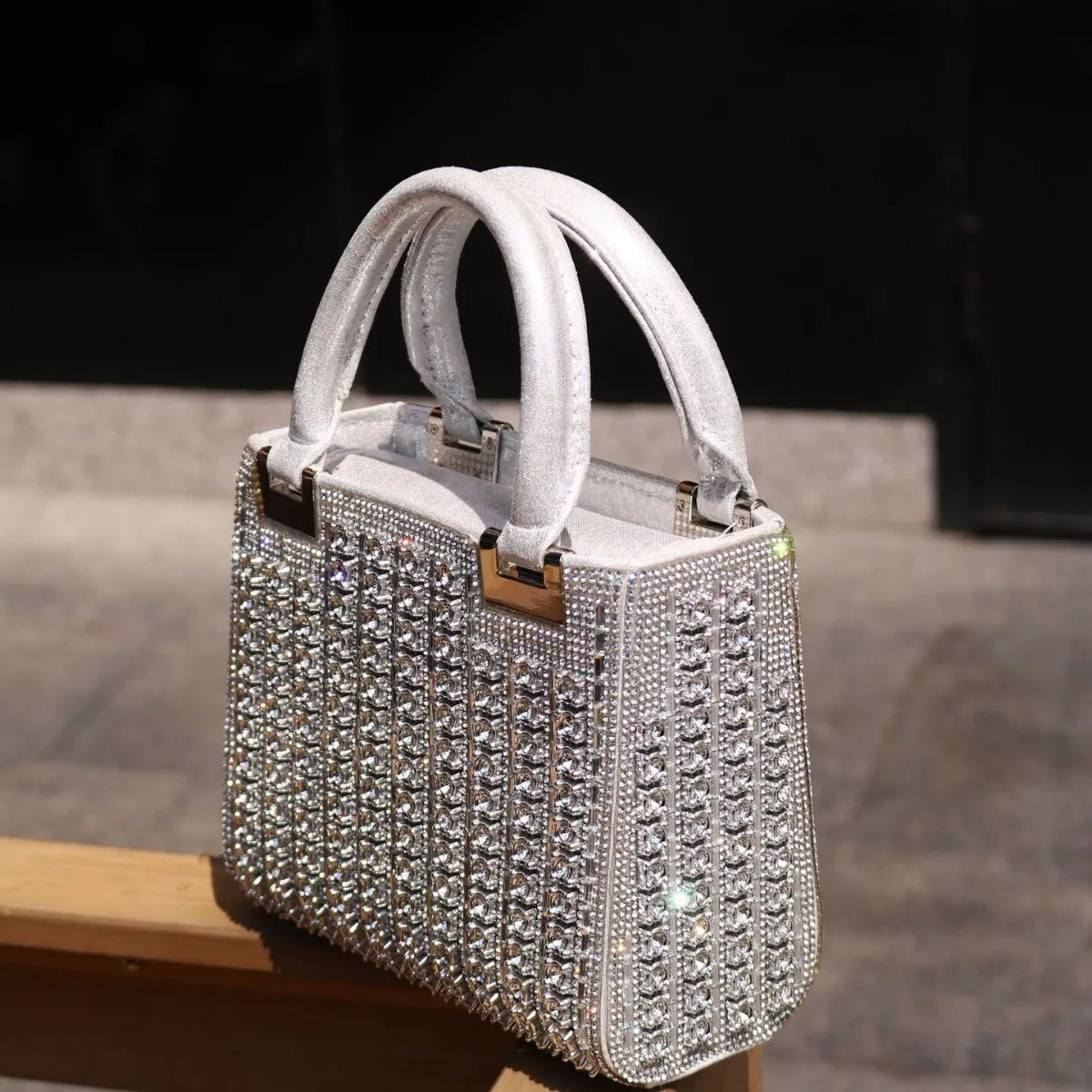 Y2K Luxury Crystal Diamond Evening Clutch — High-End Rhinestone Handbag for Weddings & Parties