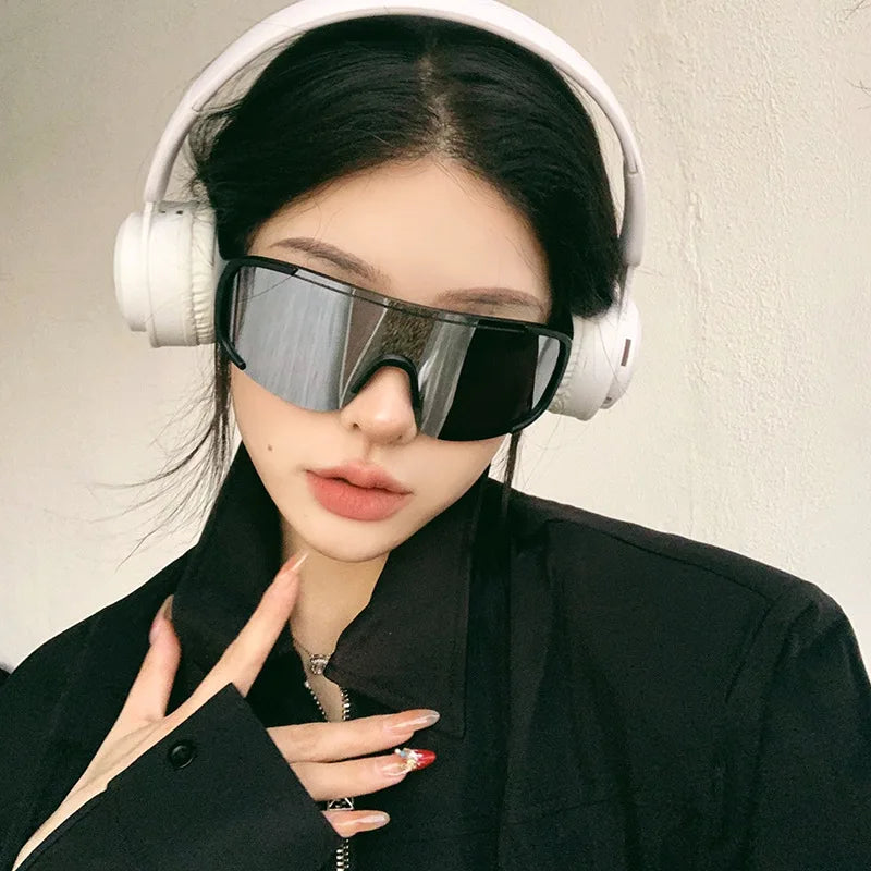 Y2K Retro-Reflective Sunglasses