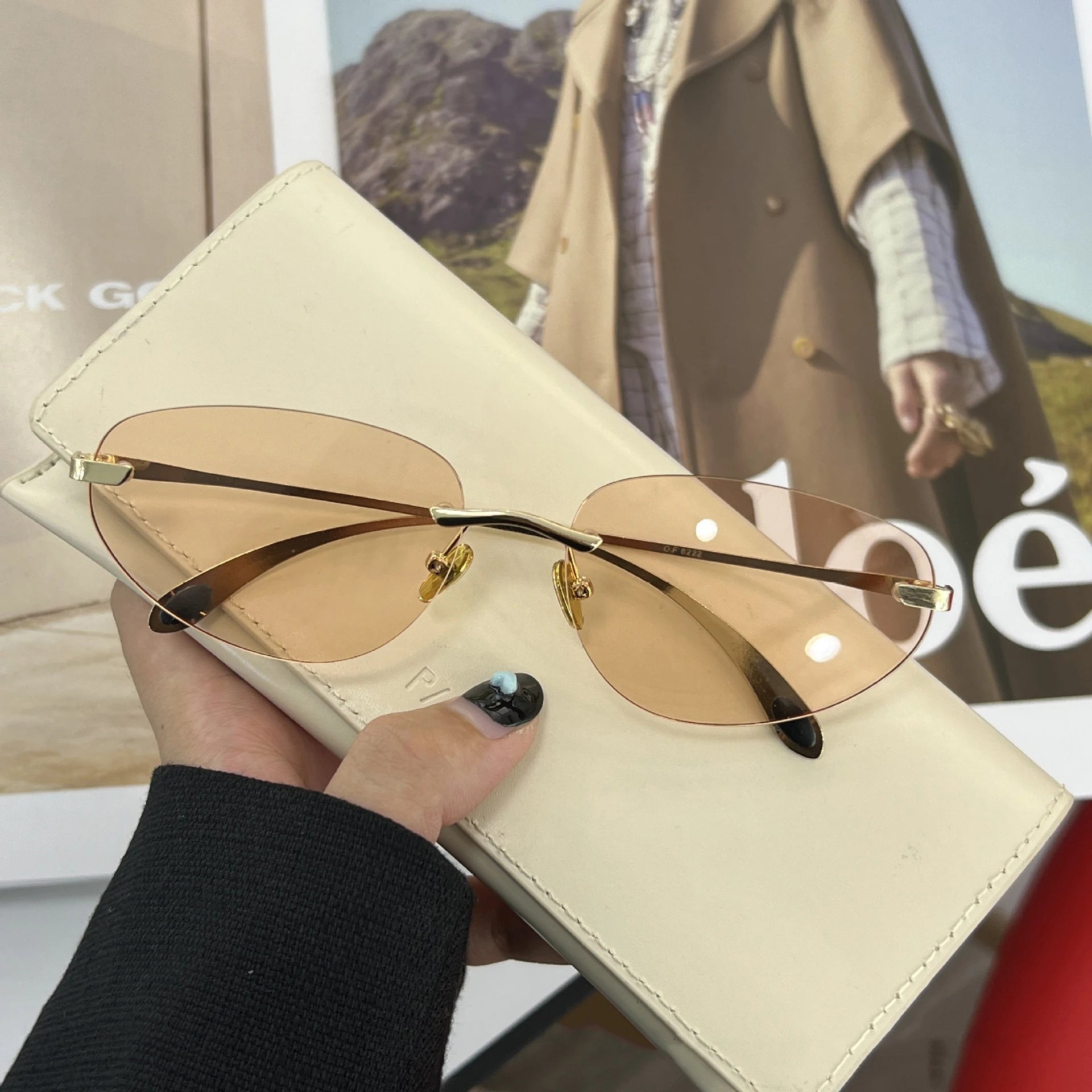 Y2K Cat Eye Frameless Sunglasses