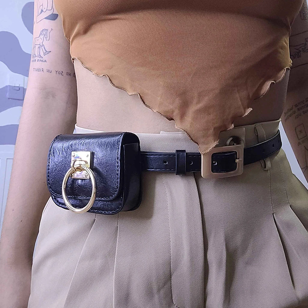 Y2K Heartbreaker Belt Bag — Gothic PU Leather Fanny Pack with Metal Heart Buckle