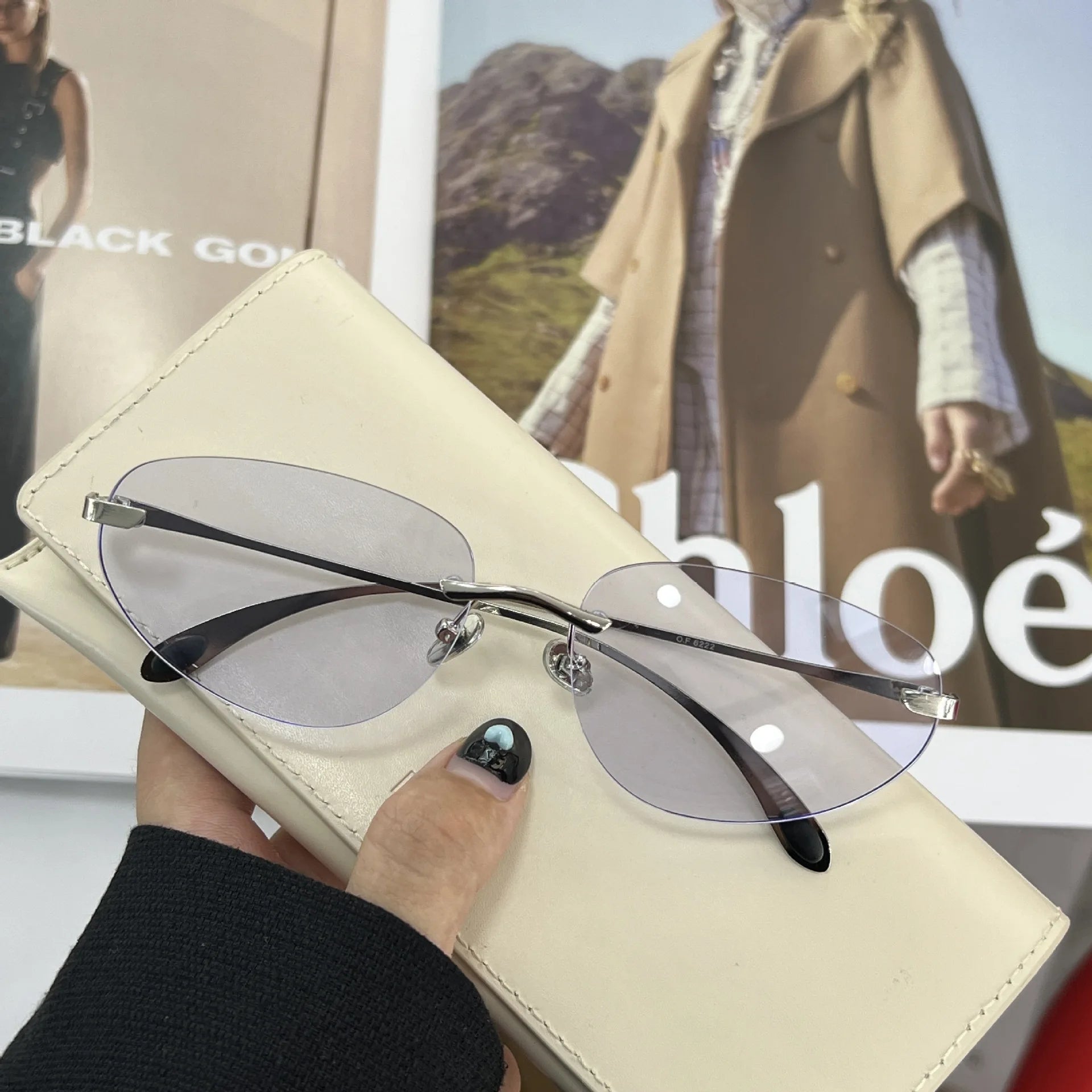 Y2K Cat Eye Frameless Sunglasses